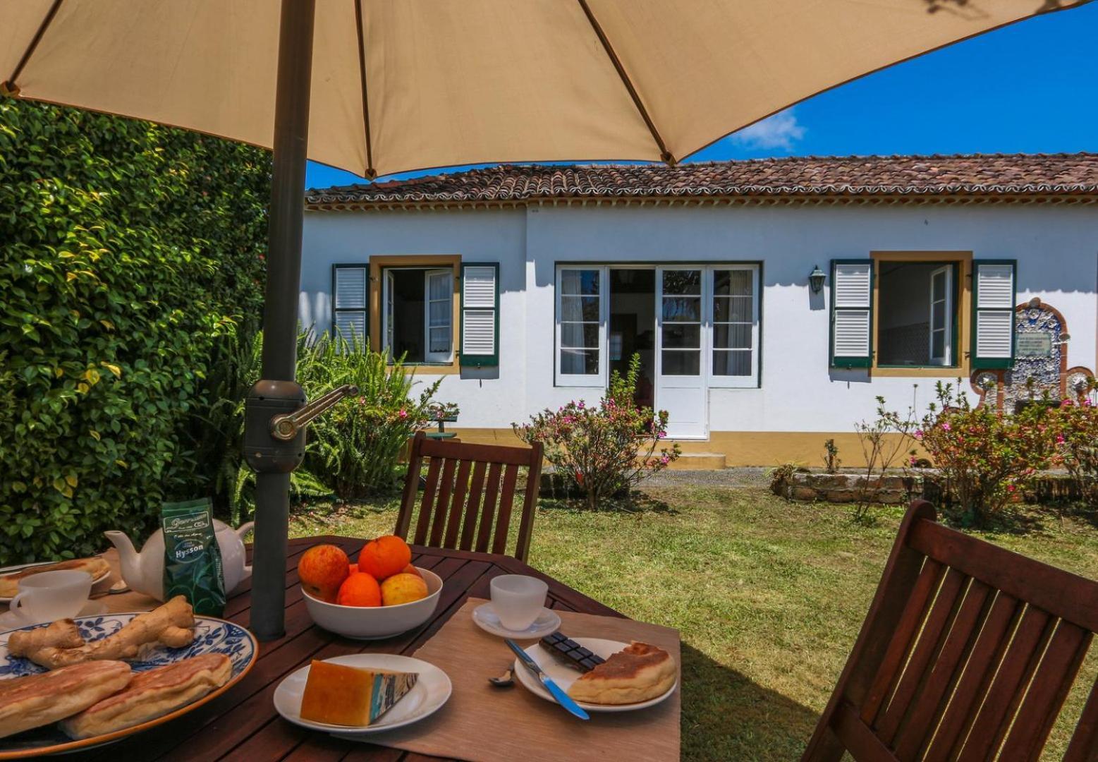 Guestready - Domus Adepta Charming W/ Garden פורנס מראה חיצוני תמונה